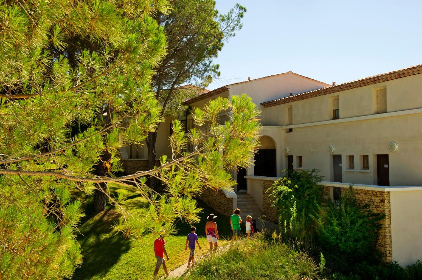 Residence Goelia Le Domaine Du Moulin Blanc Gordes Exterior photo